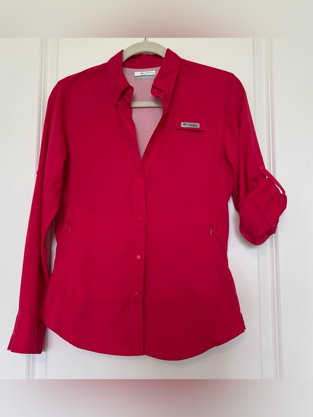 Columbia omnishade Women's Bright Pink Performance Button-Down Shirt XS